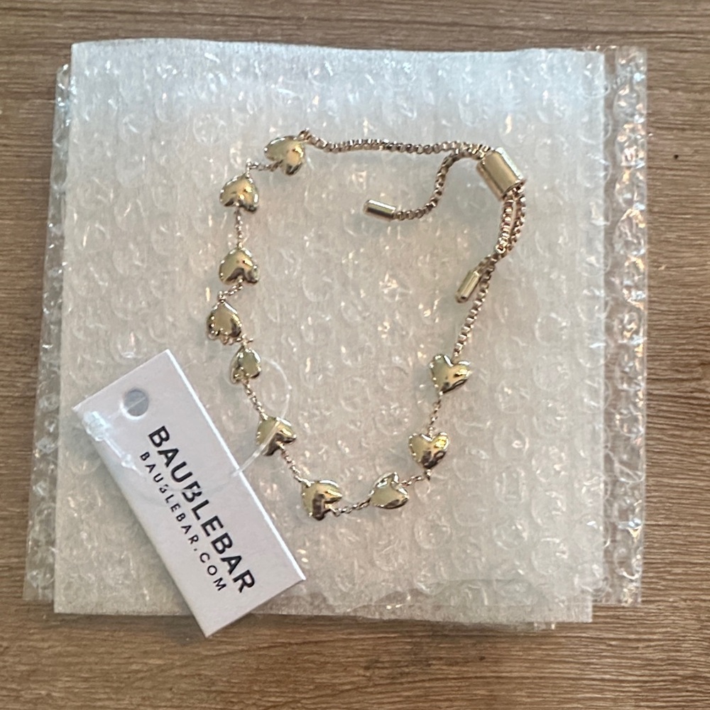 BaubleBar Gold Heart Charm Bracelet